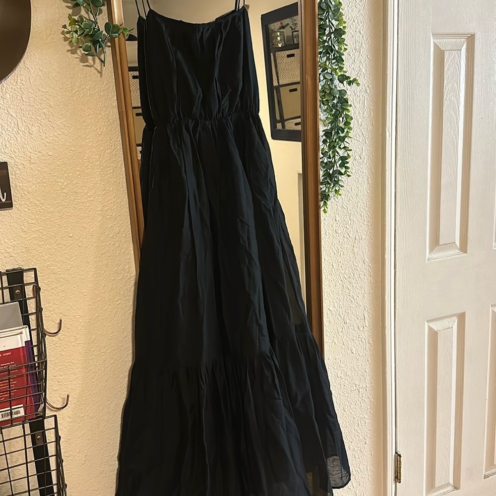 Low back Abercrombie midi dress